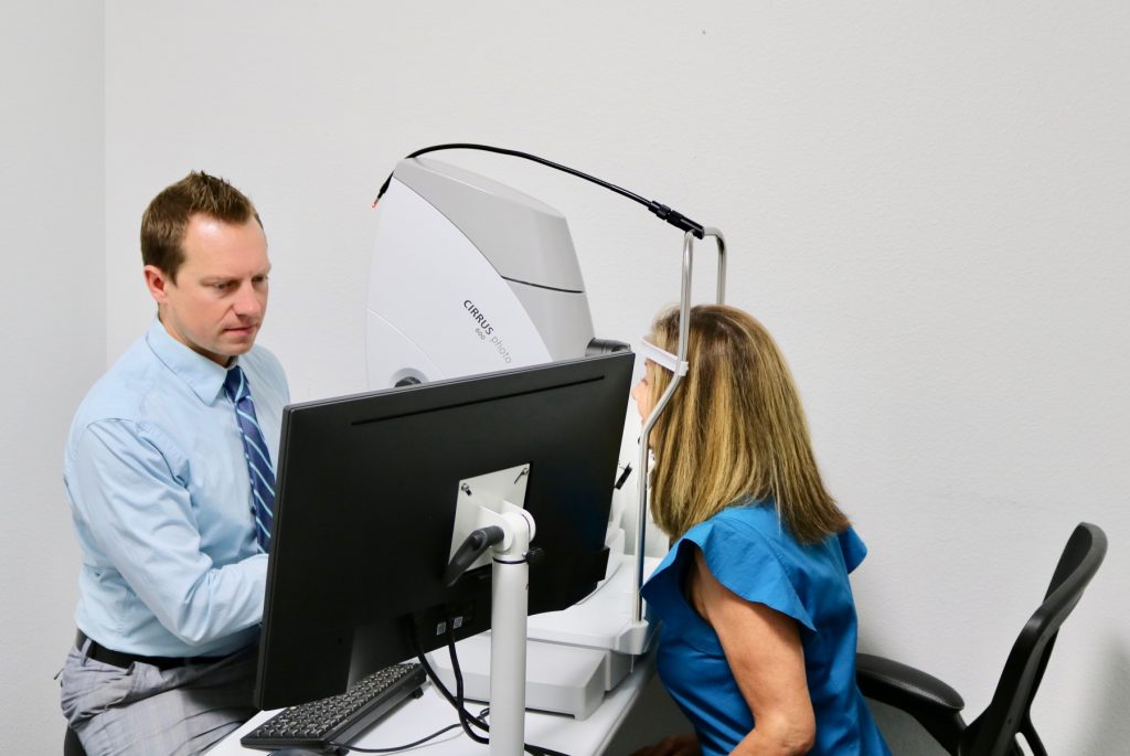 Eye surgeon in Port Orange